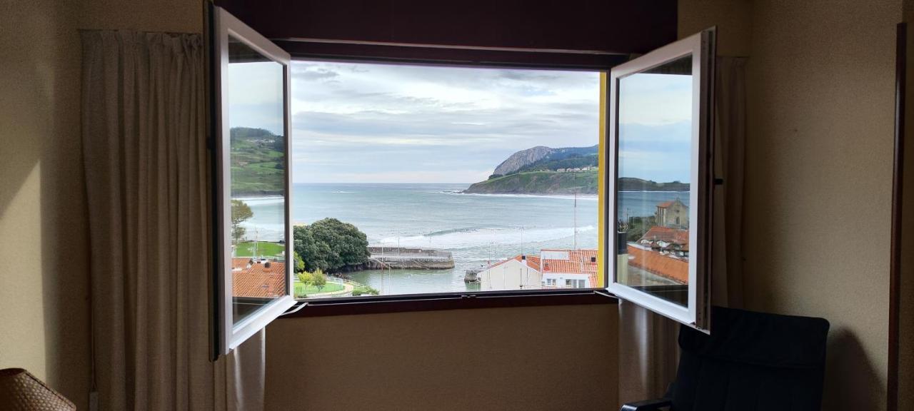 Mundaka Izaro Eye Leilighet Eksteriør bilde